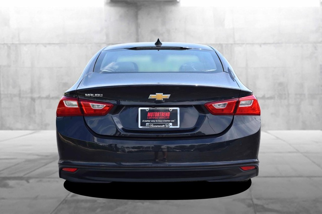 Chevrolet Malibu Vehicle Image 06