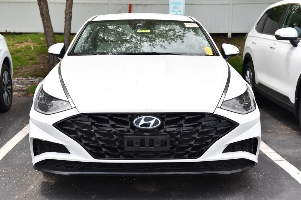 Hyundai Sonata Vehicle Image 03