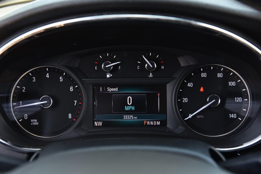 Buick Encore Vehicle Full-screen Gallery Image 11
