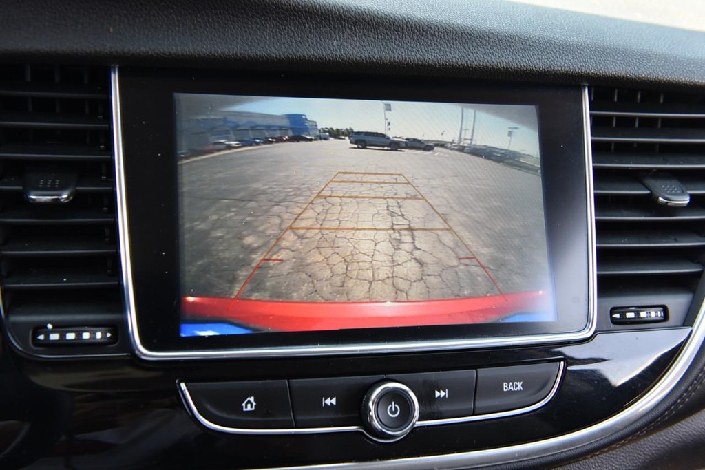 Buick Encore Vehicle Full-screen Gallery Image 12