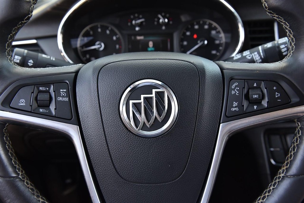 Buick Encore Vehicle Full-screen Gallery Image 16