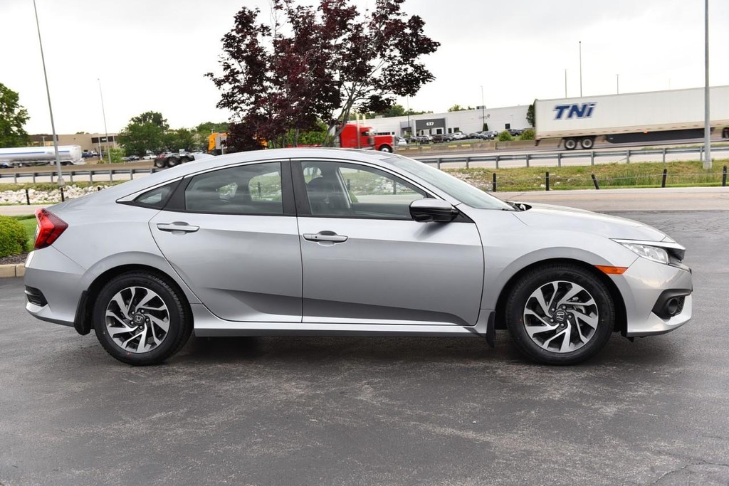Honda Civic Sedan Vehicle Image 05