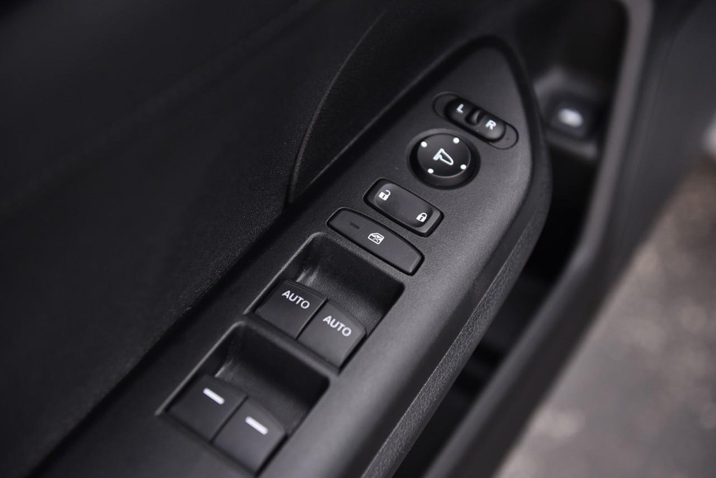 Honda Civic Sedan Vehicle Image 08