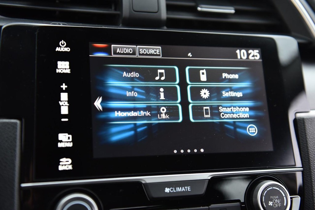 Honda Civic Sedan Vehicle Image 14