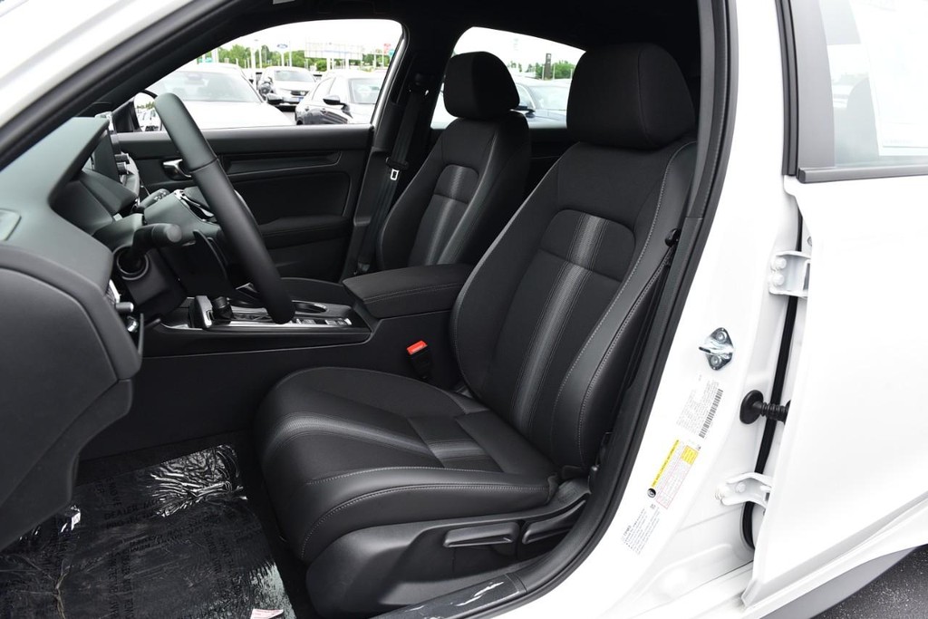 Honda Civic Hatchback Vehicle Image 20