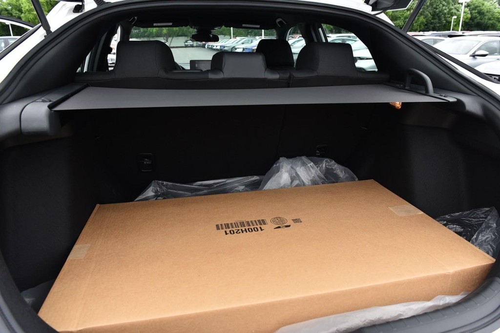 Honda Civic Hatchback Vehicle Image 23
