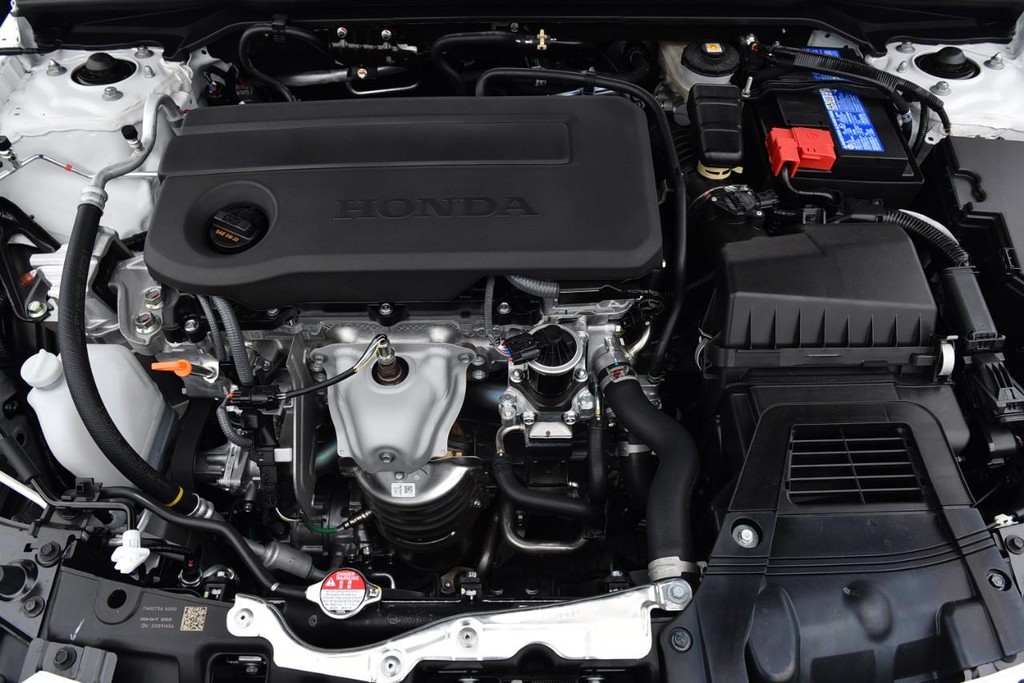 Honda Civic Hatchback Vehicle Image 24