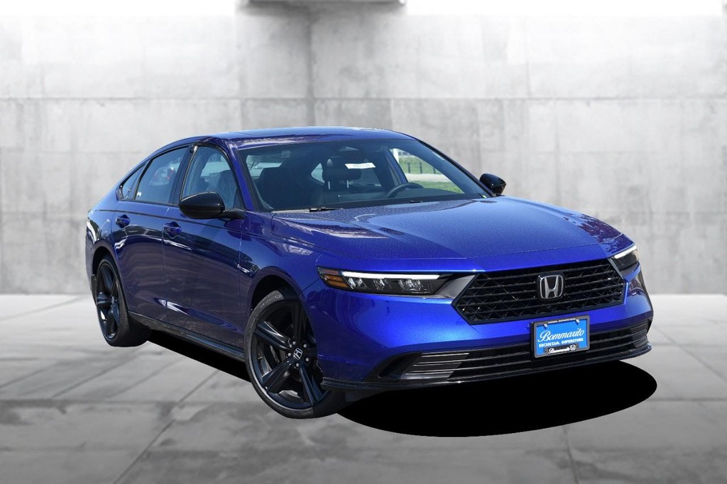 Honda Accord Hybrid Vehicle Image 02