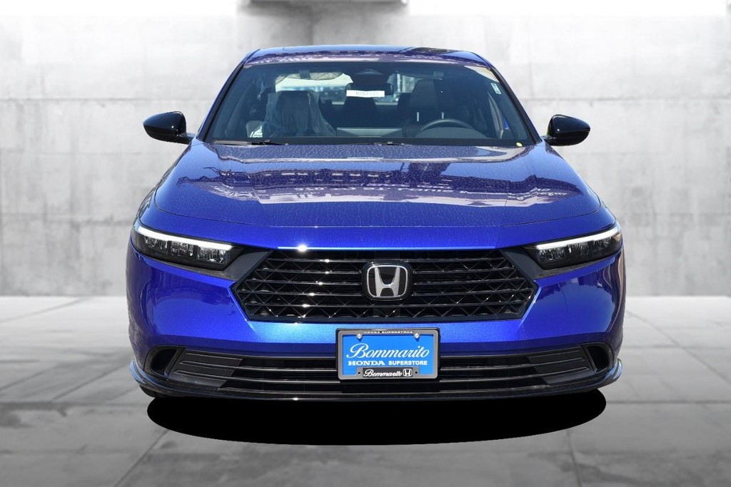 Honda Accord Hybrid Vehicle Image 04