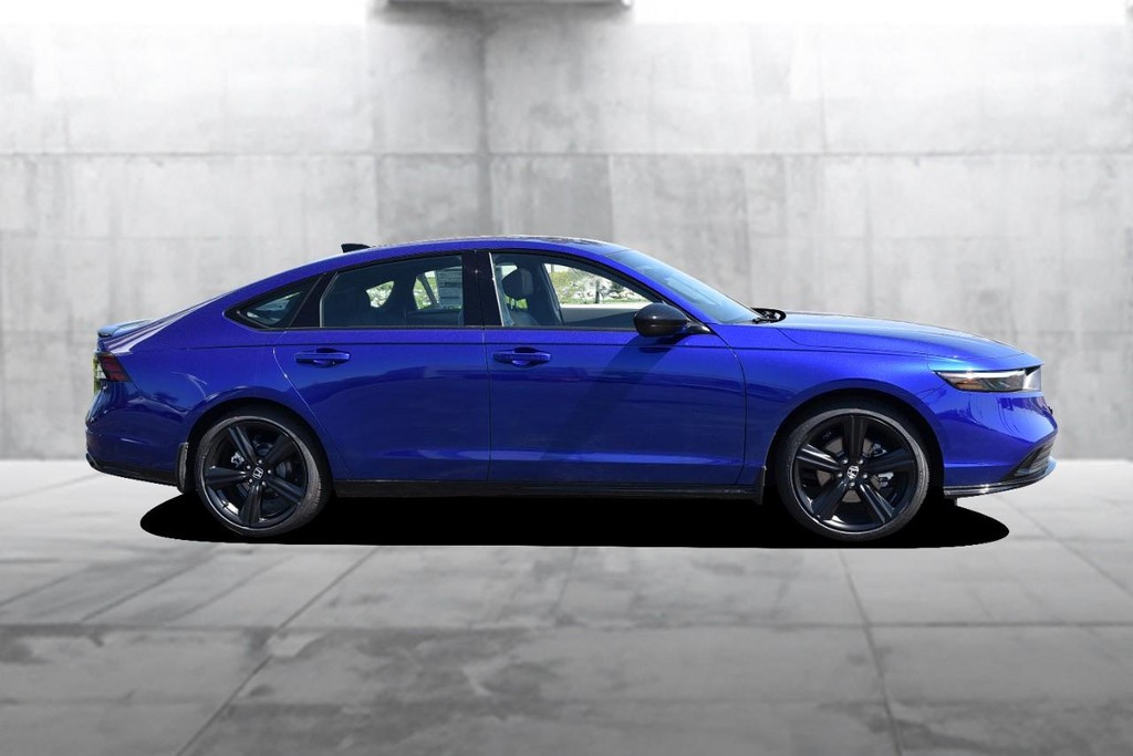Honda Accord Hybrid Vehicle Image 05