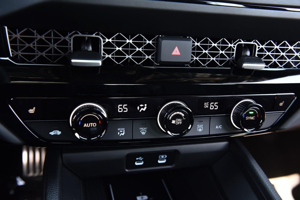 Honda Accord Hybrid Vehicle Image 15