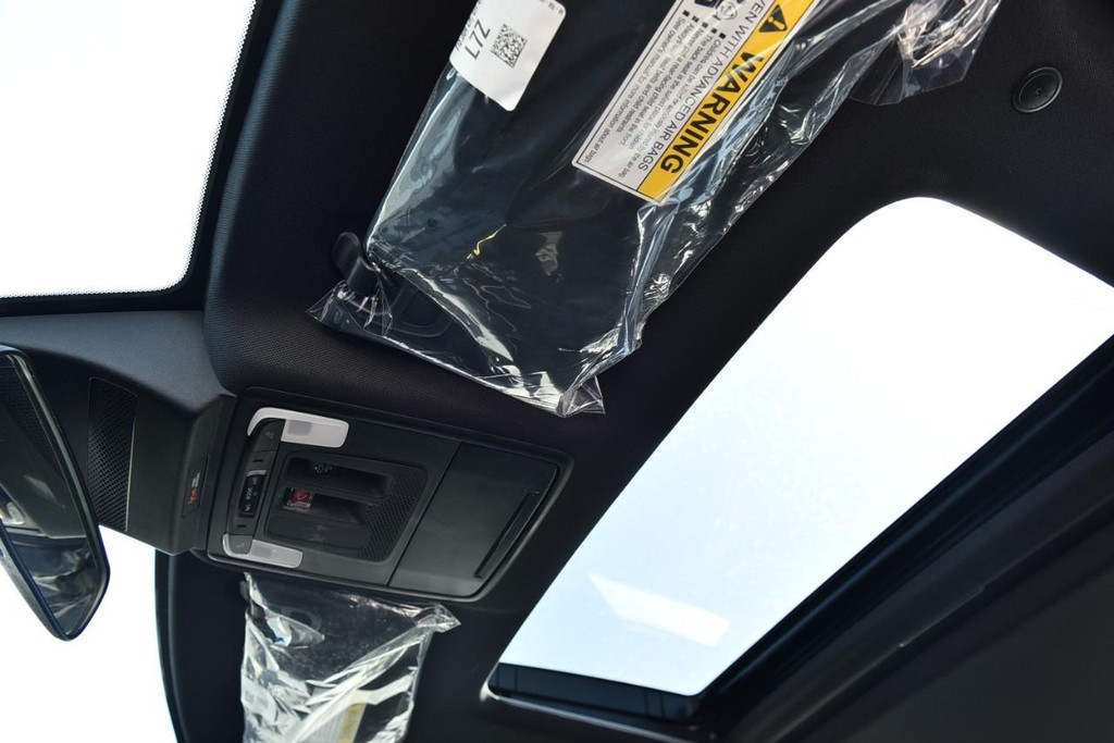 Honda Accord Hybrid Vehicle Image 23