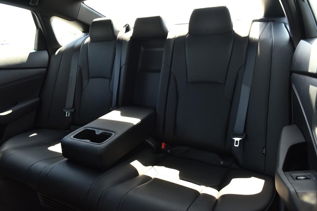 Honda Accord Hybrid Vehicle Image 24