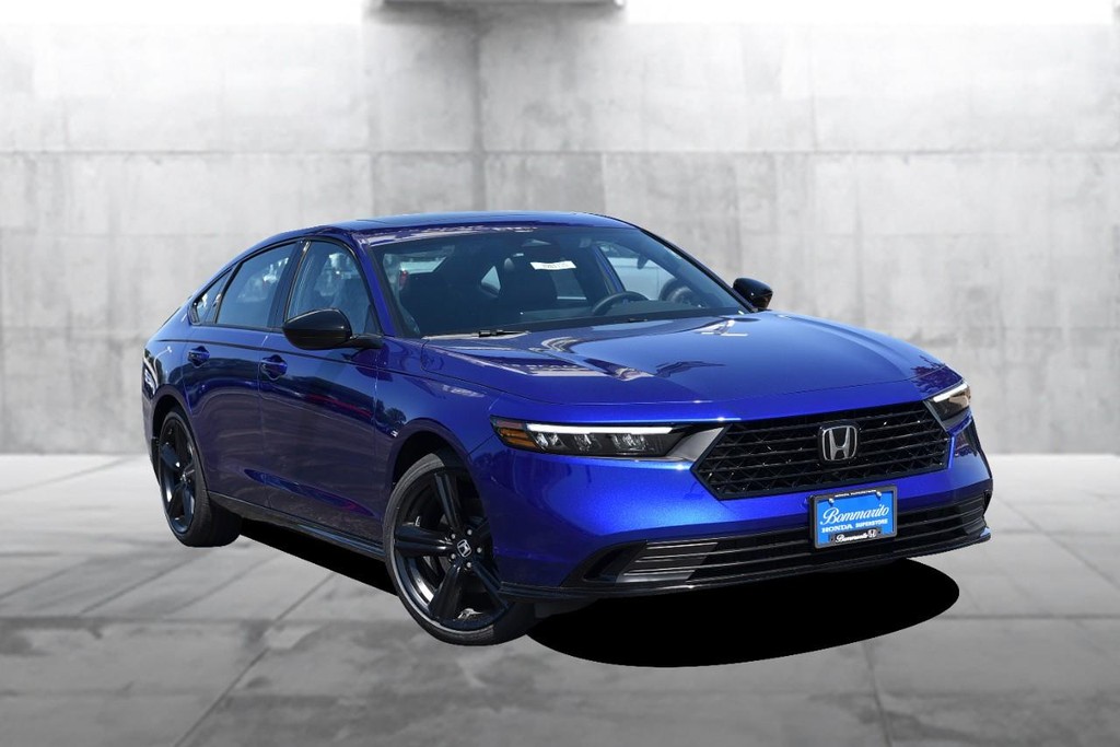 Honda Accord Hybrid Vehicle Image 02