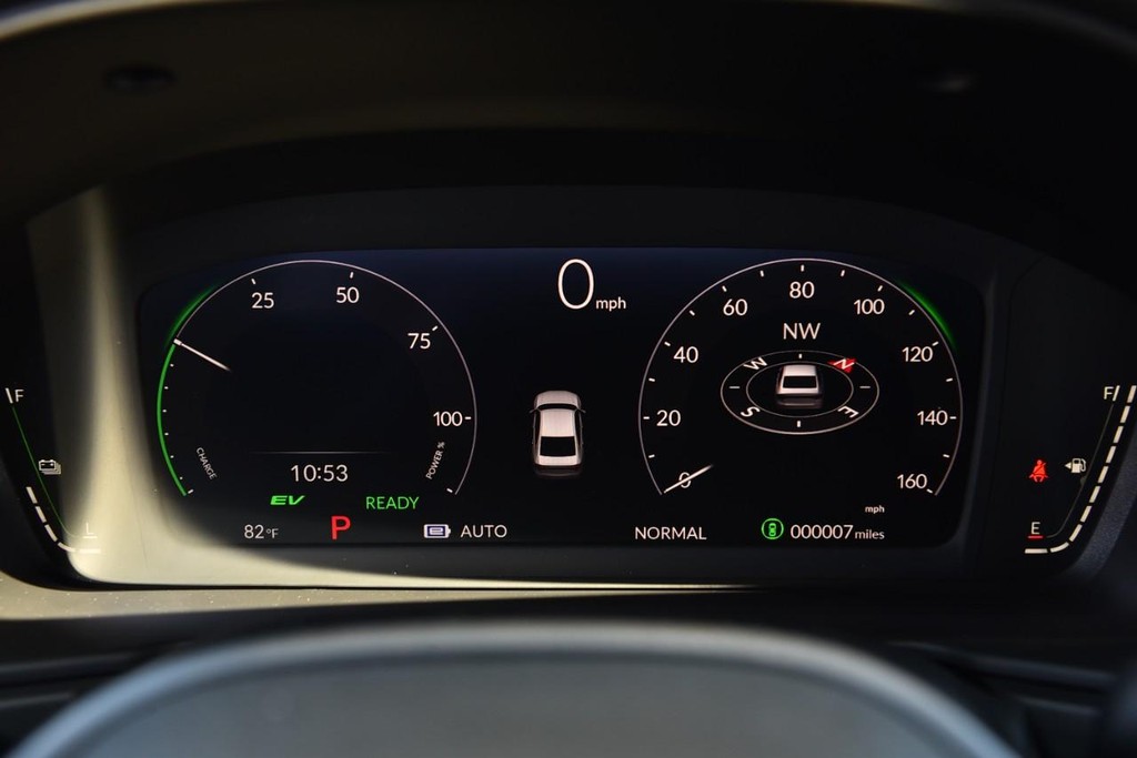 Honda Accord Hybrid Vehicle Image 11