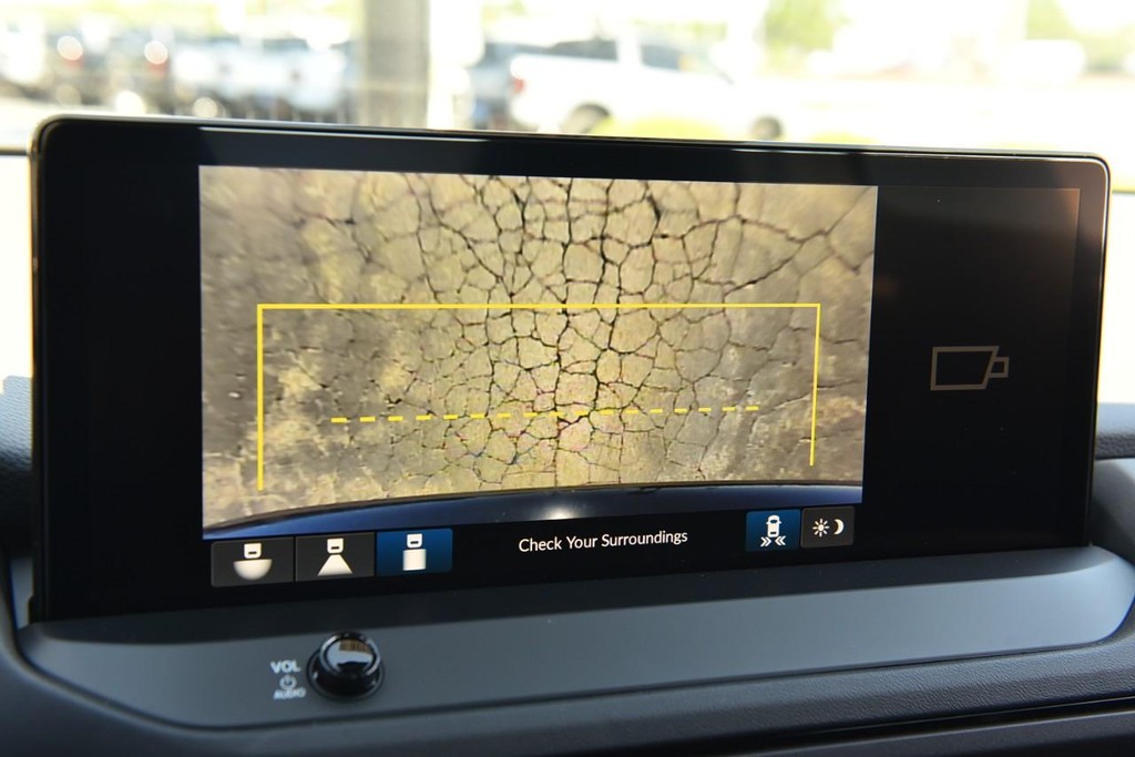 Honda Accord Hybrid Vehicle Image 13
