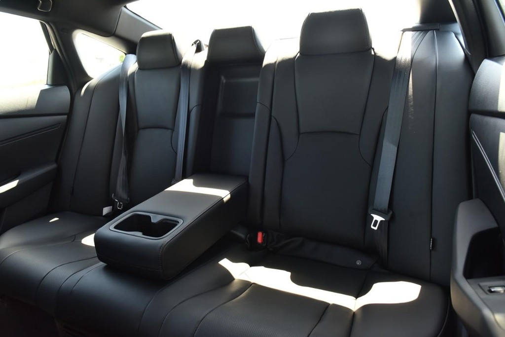 Honda Accord Hybrid Vehicle Image 24