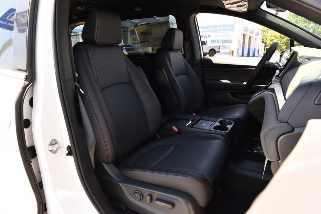 Honda Odyssey Vehicle Image 24