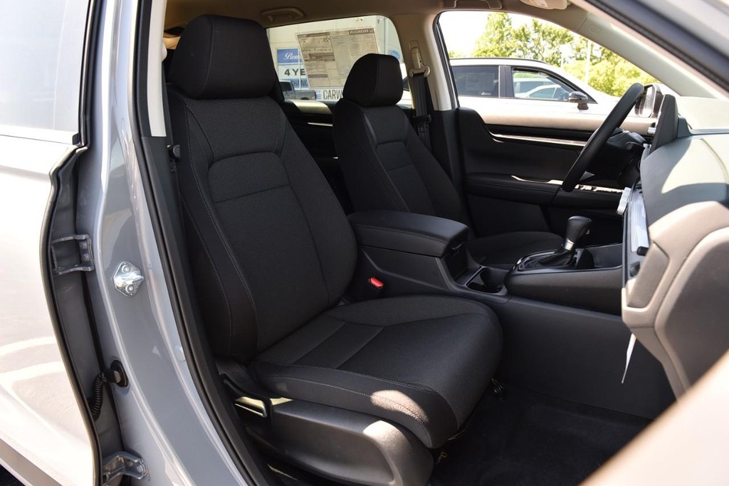 Honda CR-V Vehicle Image 20