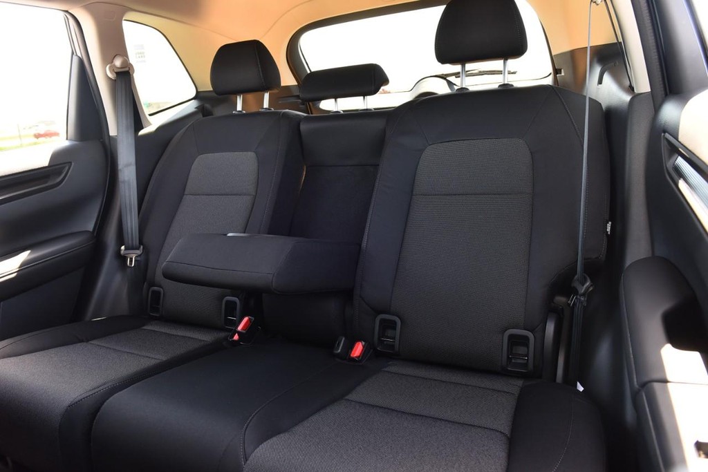 Honda CR-V Vehicle Image 21