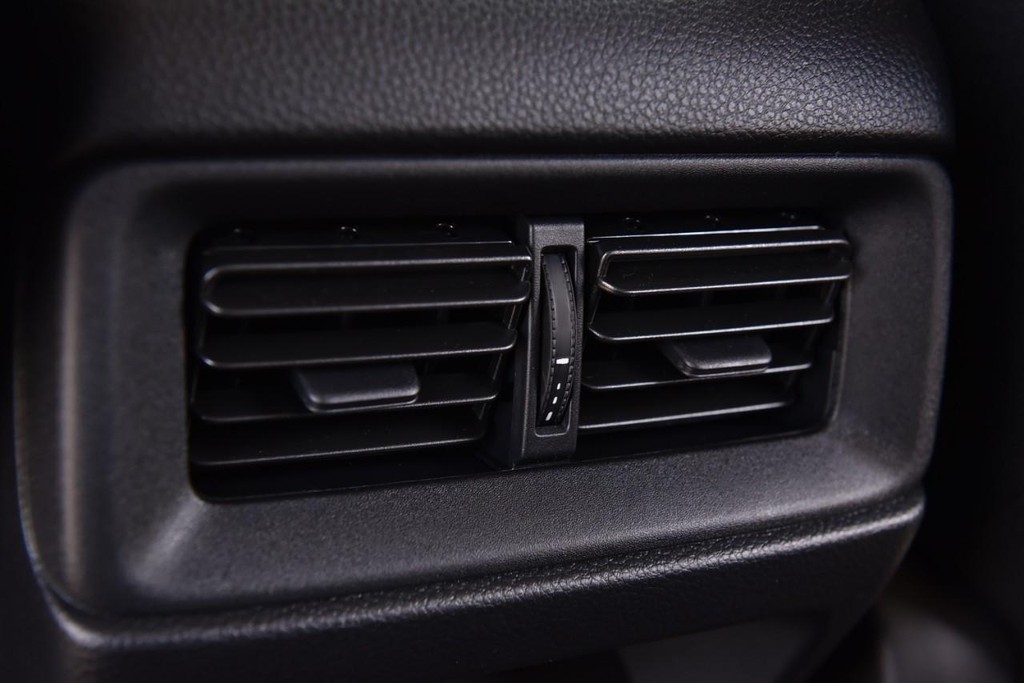 Honda CR-V Vehicle Image 22