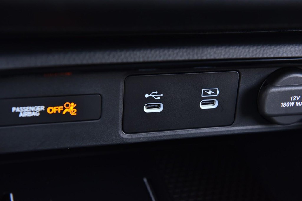 Honda CR-V Vehicle Image 14