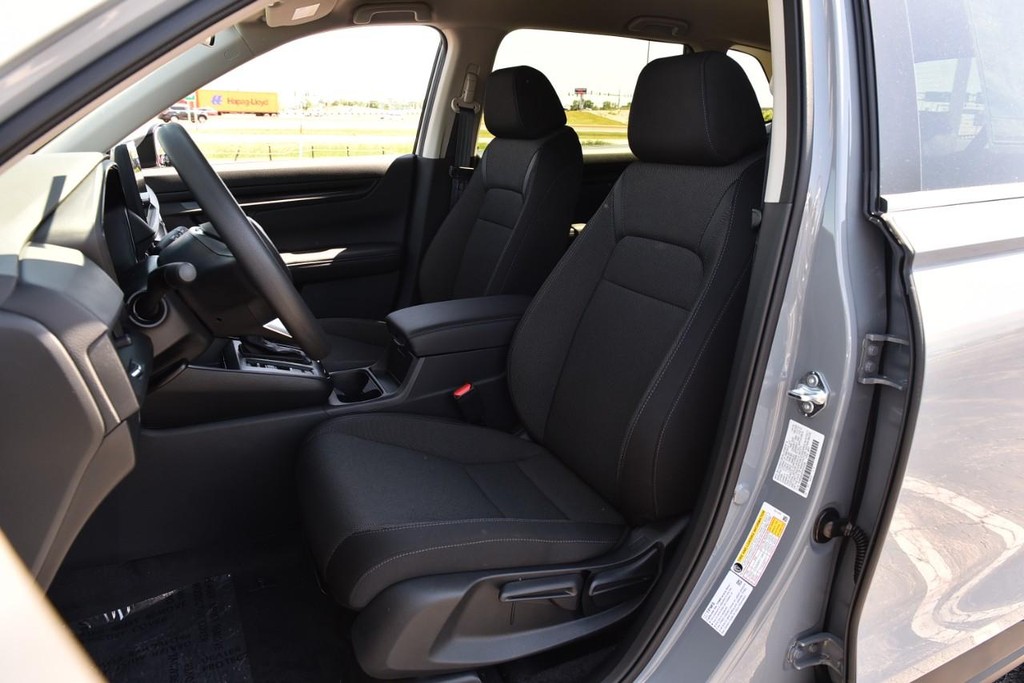 Honda CR-V Vehicle Image 19