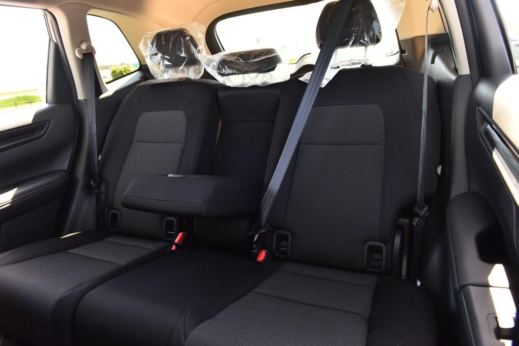 Honda CR-V Vehicle Image 21