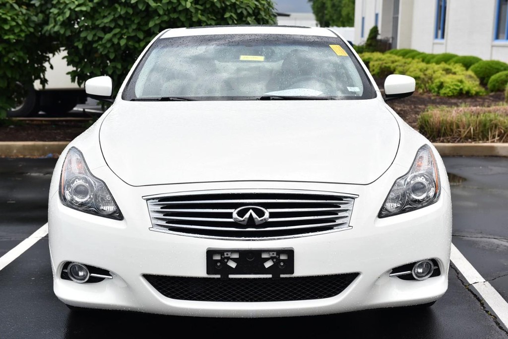 INFINITI G37 Coupe Vehicle Image 03