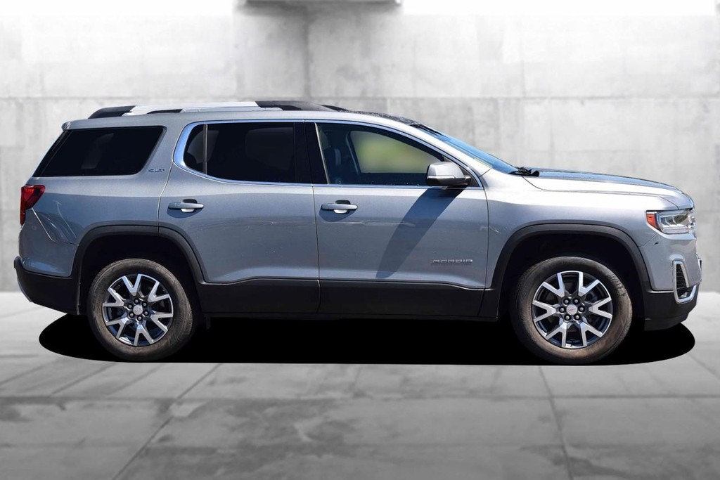 GMC Acadia Vehicle Image 05