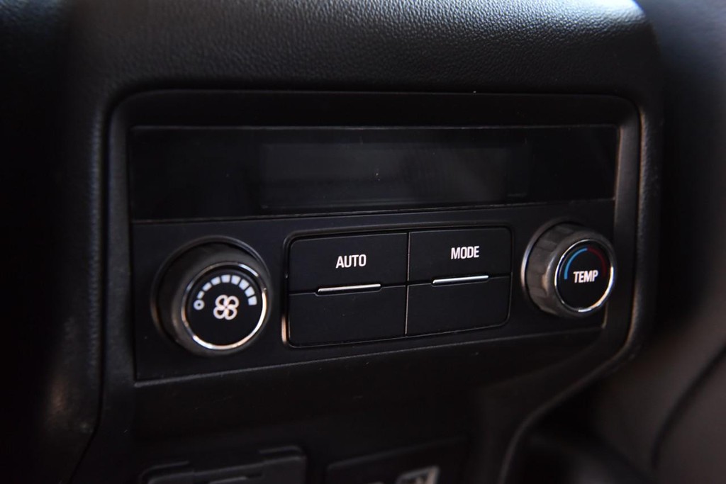 GMC Acadia Vehicle Image 26