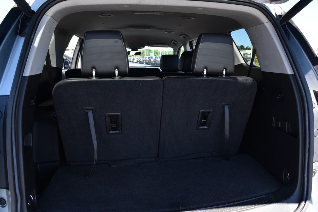 GMC Acadia Vehicle Image 29