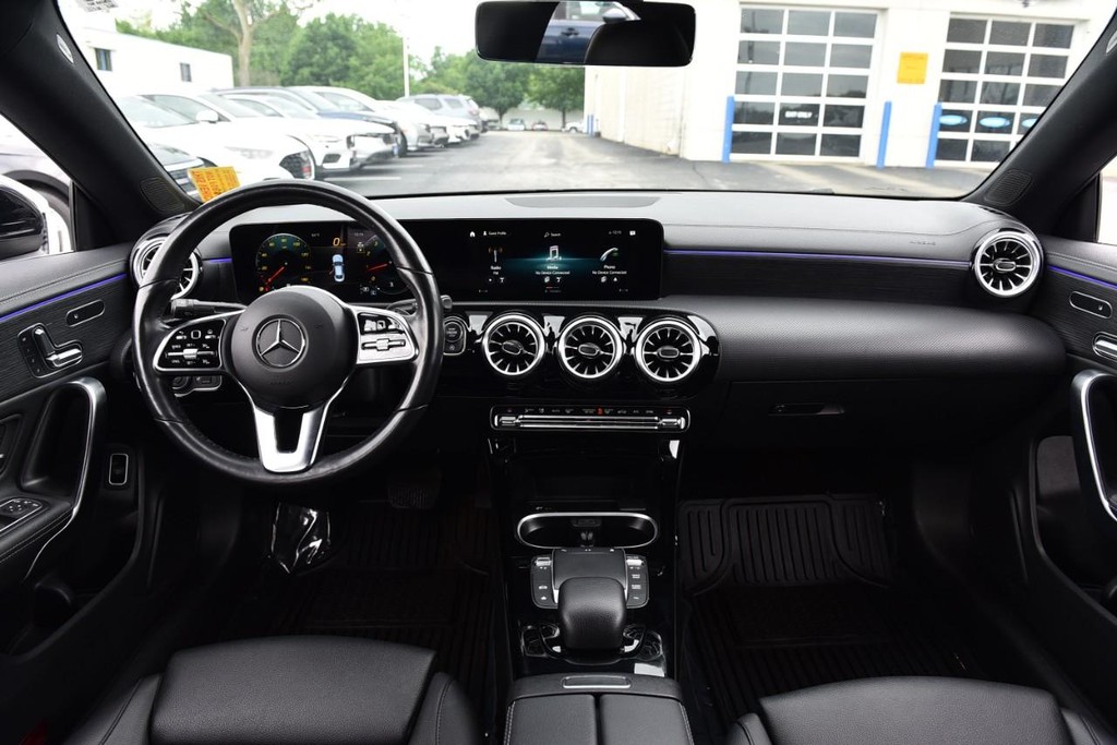 Mercedes-Benz CLA Vehicle Image 07