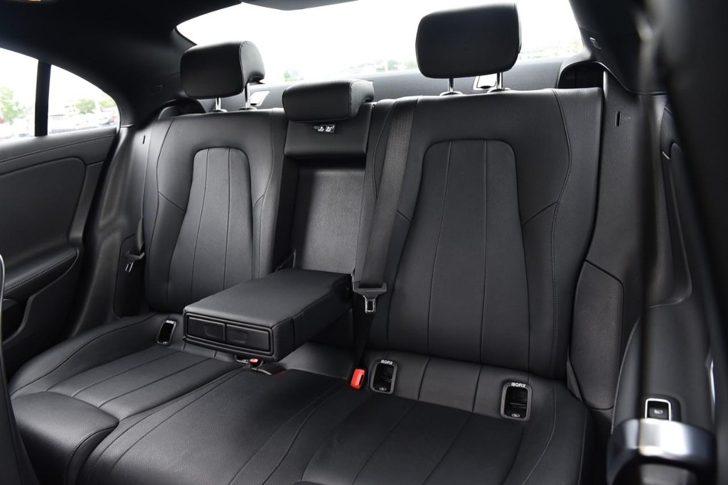 Mercedes-Benz CLA Vehicle Image 24