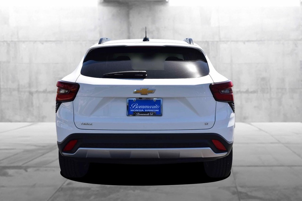 Chevrolet Trax Vehicle Image 06