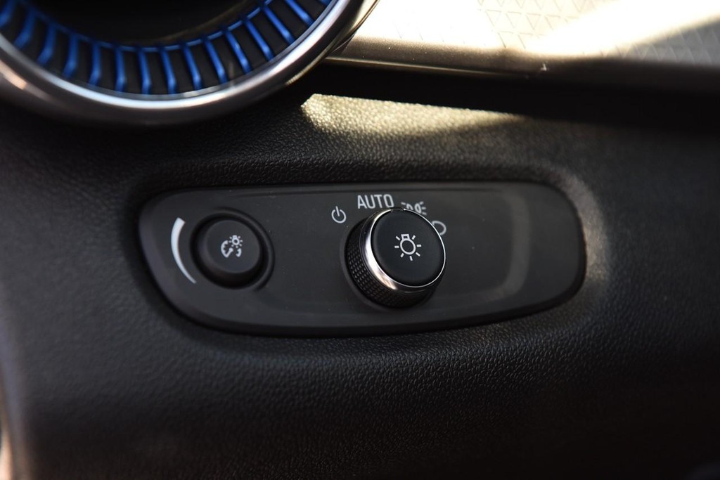 Chevrolet Trax Vehicle Image 09