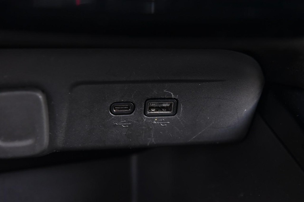 Chevrolet Trax Vehicle Image 14
