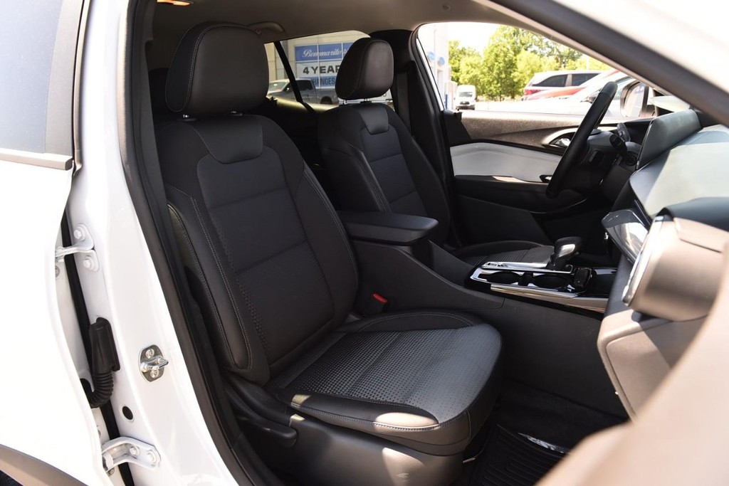 Chevrolet Trax Vehicle Image 18