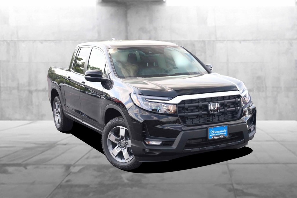 Honda Ridgeline Vehicle Image 02