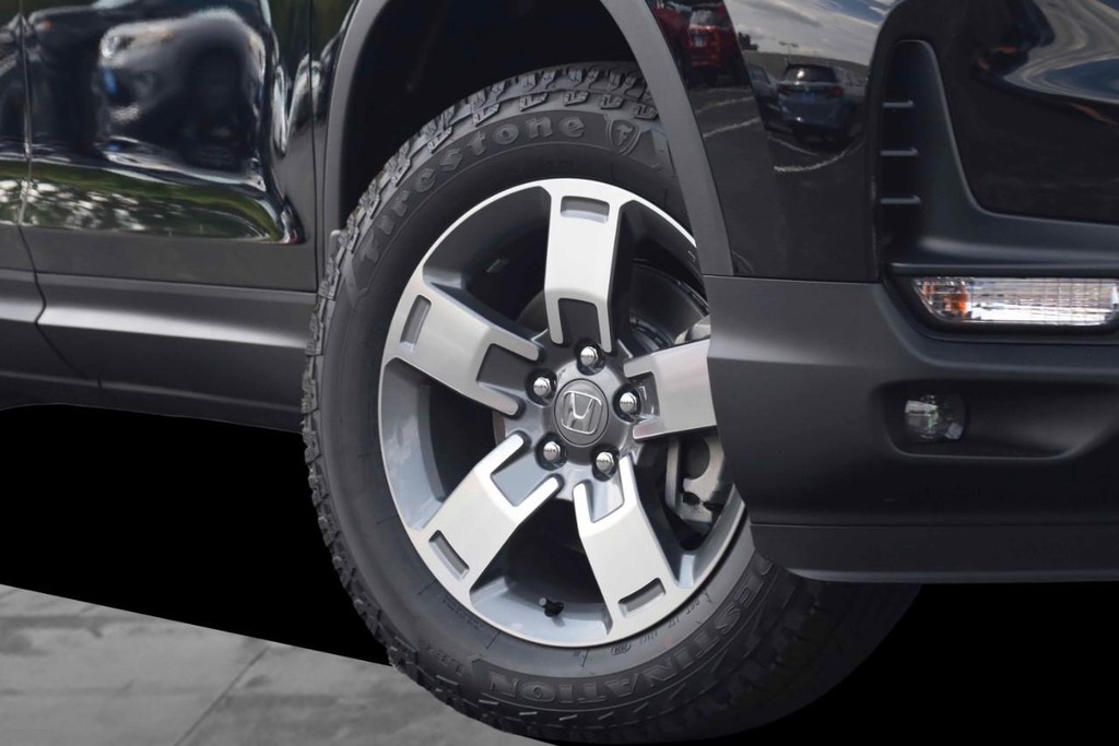 Honda Ridgeline Vehicle Image 03