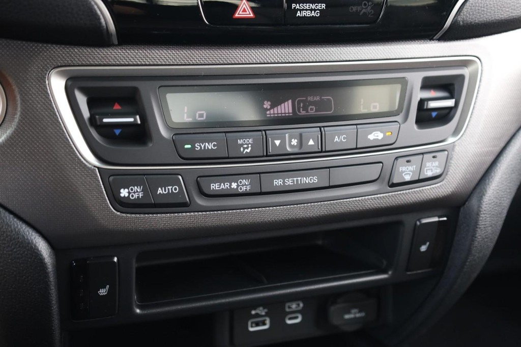 Honda Ridgeline Vehicle Image 13