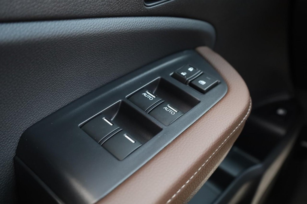 Honda Ridgeline Vehicle Image 16