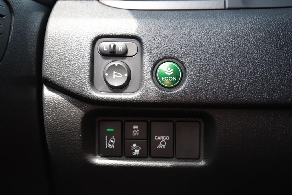 Honda Ridgeline Vehicle Image 17