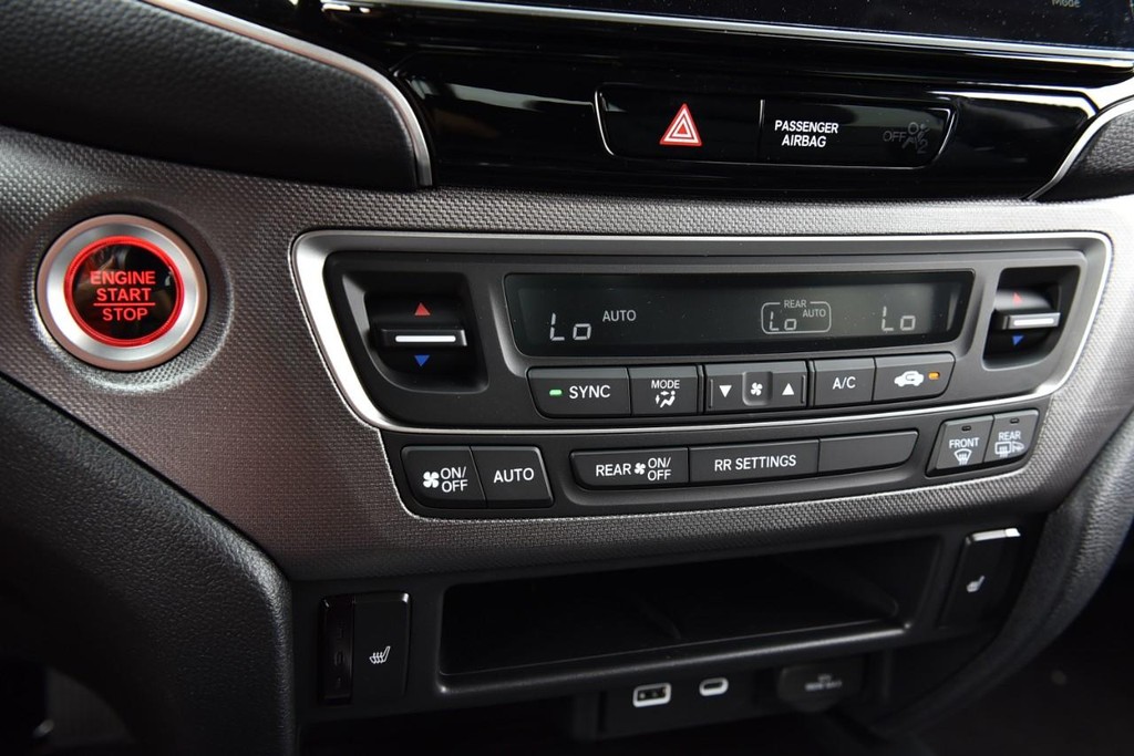 Honda Ridgeline Vehicle Image 18