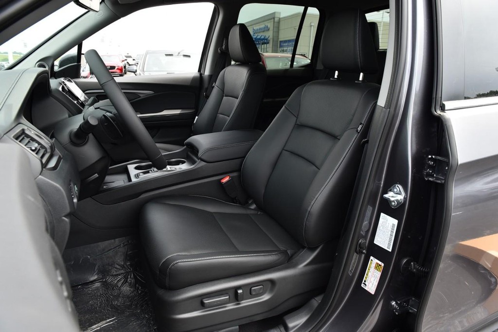 Honda Ridgeline Vehicle Image 25