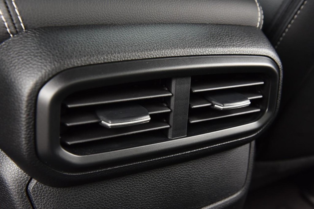 Honda Ridgeline Vehicle Image 29