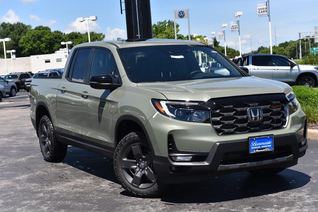 Honda Ridgeline Vehicle Image 02