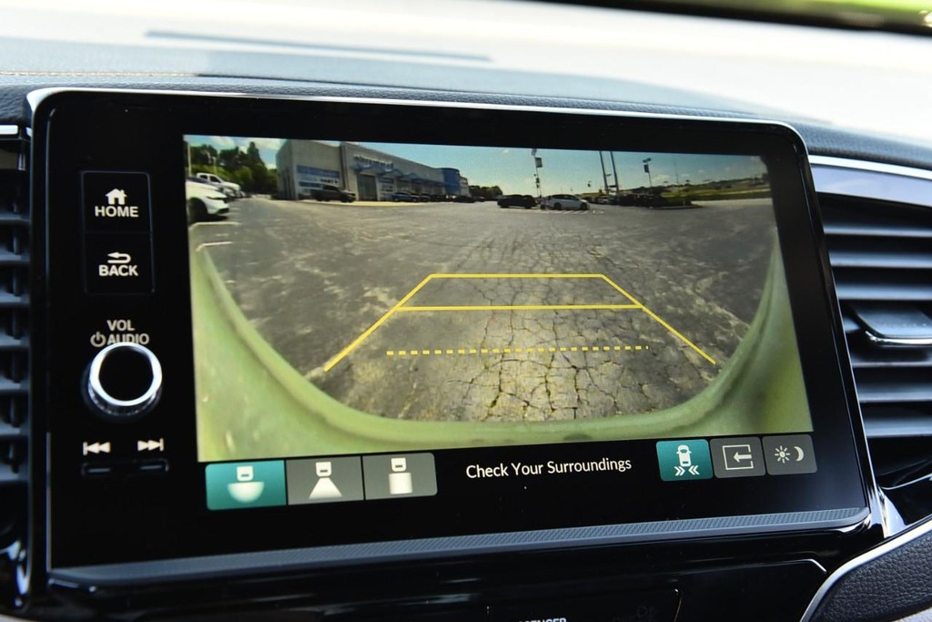 Honda Ridgeline Vehicle Image 15