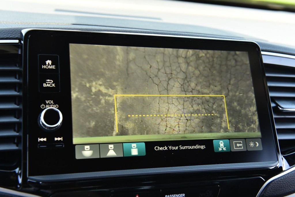 Honda Ridgeline Vehicle Image 16