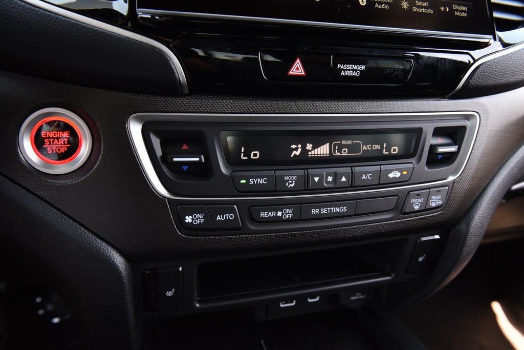 Honda Ridgeline Vehicle Image 18